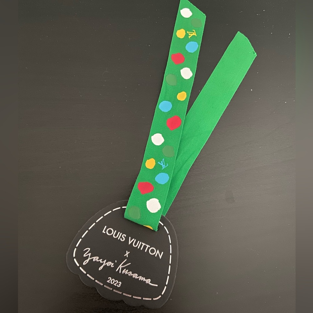 Louis Vuitton Yayoi Kusama Gift Tag